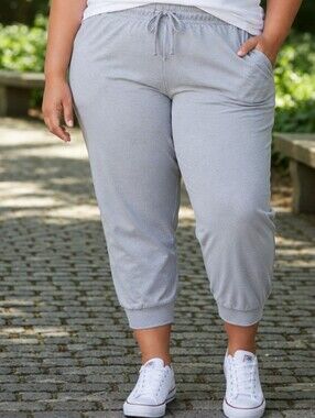 Nike Yoga DriFit Plus Size Women's Gray‎ Training Jogger Capris 7/8 Length 3X